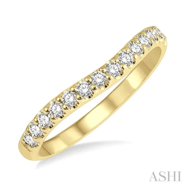 1/3 ctw Arched Center Round Cut Diamond Wedding Band in 14K Yellow Gold