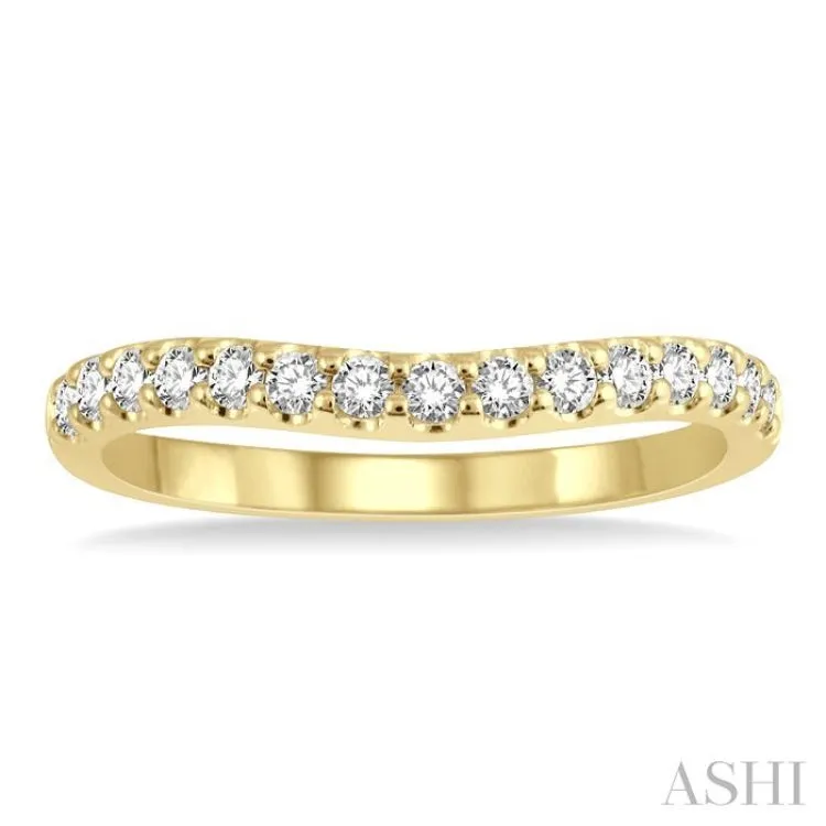 1/3 ctw Arched Center Round Cut Diamond Wedding Band in 14K Yellow Gold