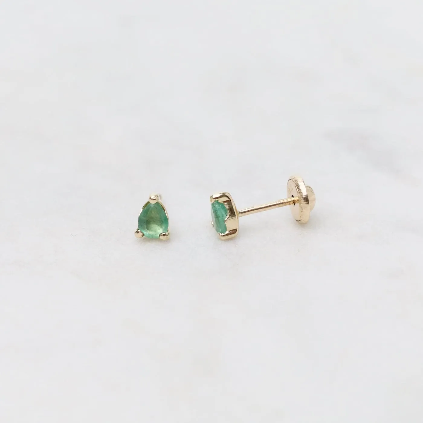 14k Yellow Gold Emerald Pear Post Earrings