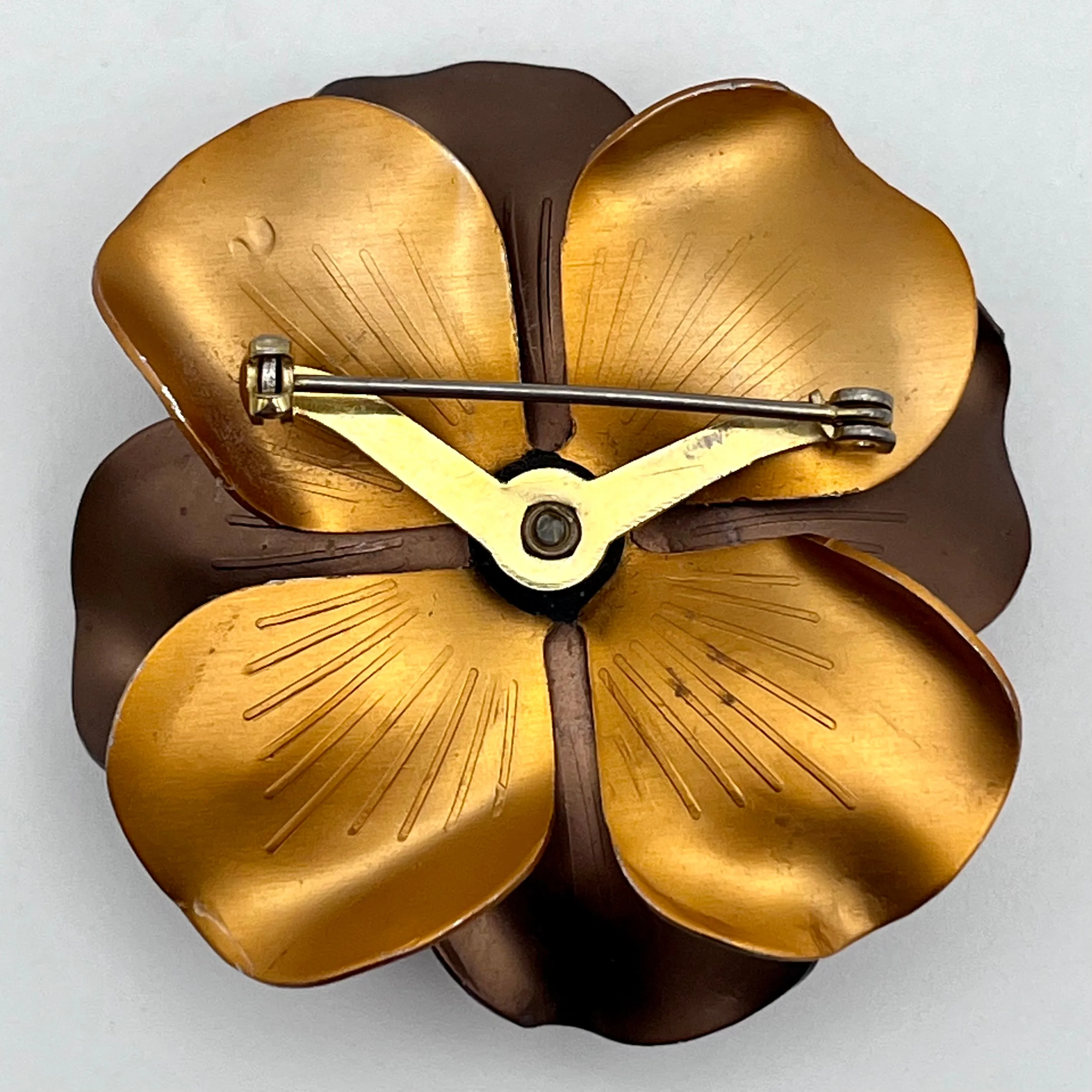 1960s Metal & Rhinestone Flower Brooch