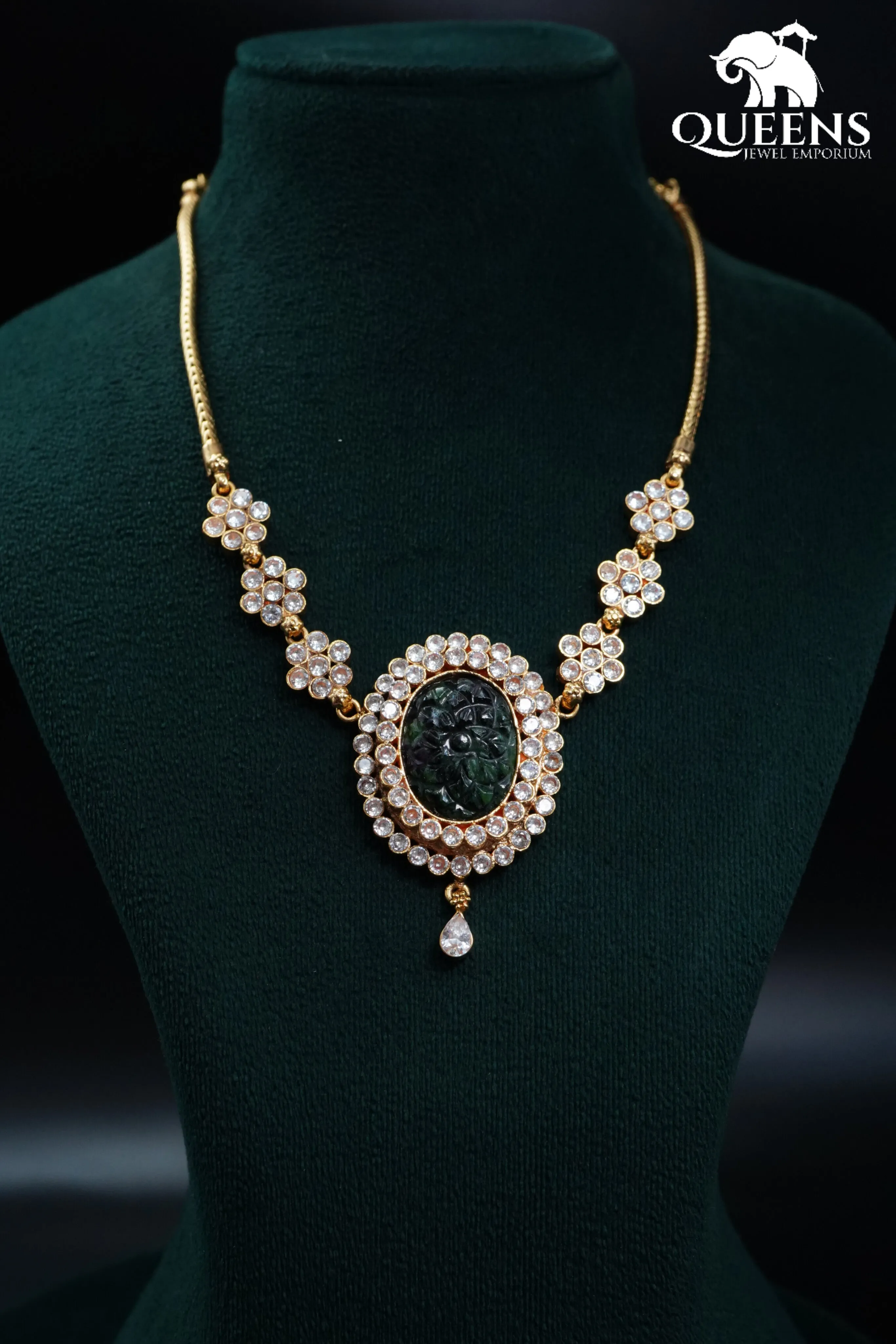 CHAMPALI NECKLACE