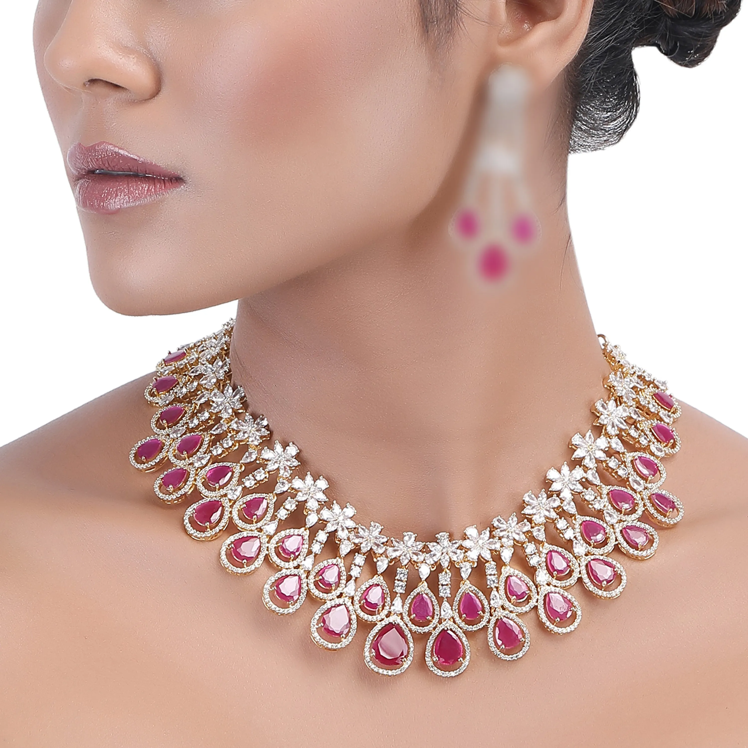 Deepa NECKLACE