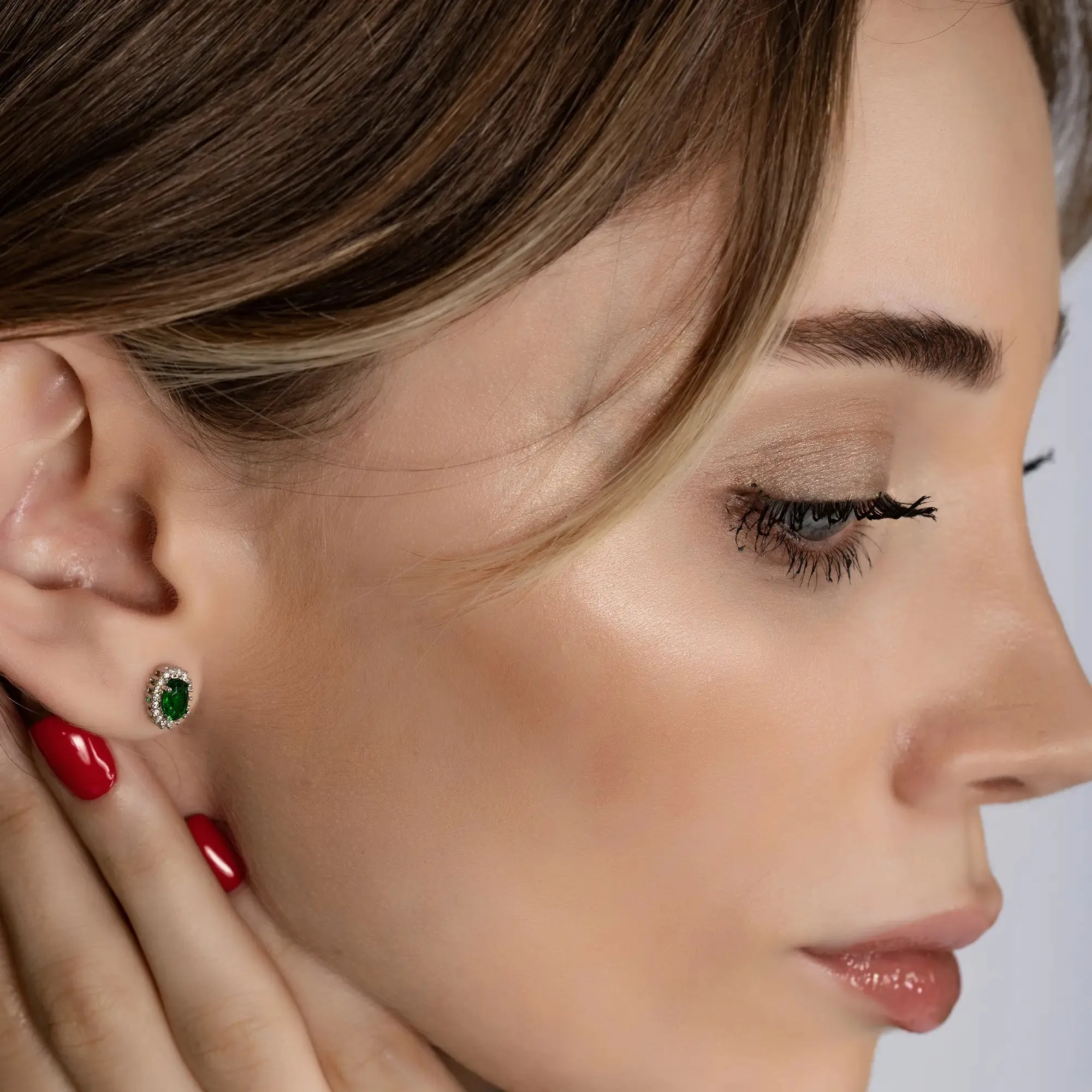 Emerald Stud Earrings