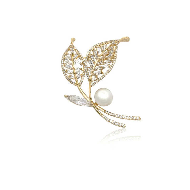 Leaf Freshwater Pearl Brooch