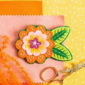 Margery Flower Felt Craft Brooch Kit