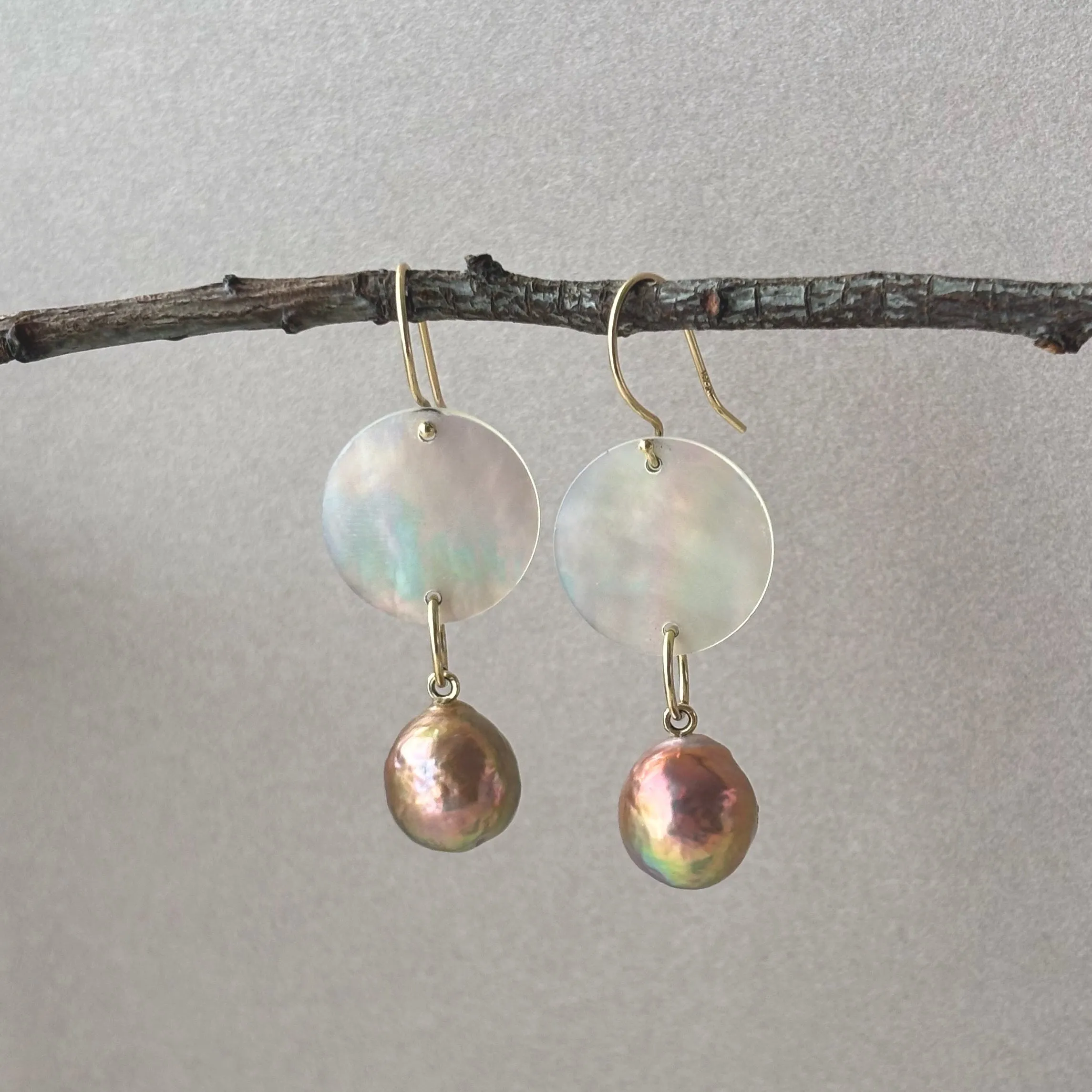 Mother of Pearl and Japan Kasumi pearl earrings